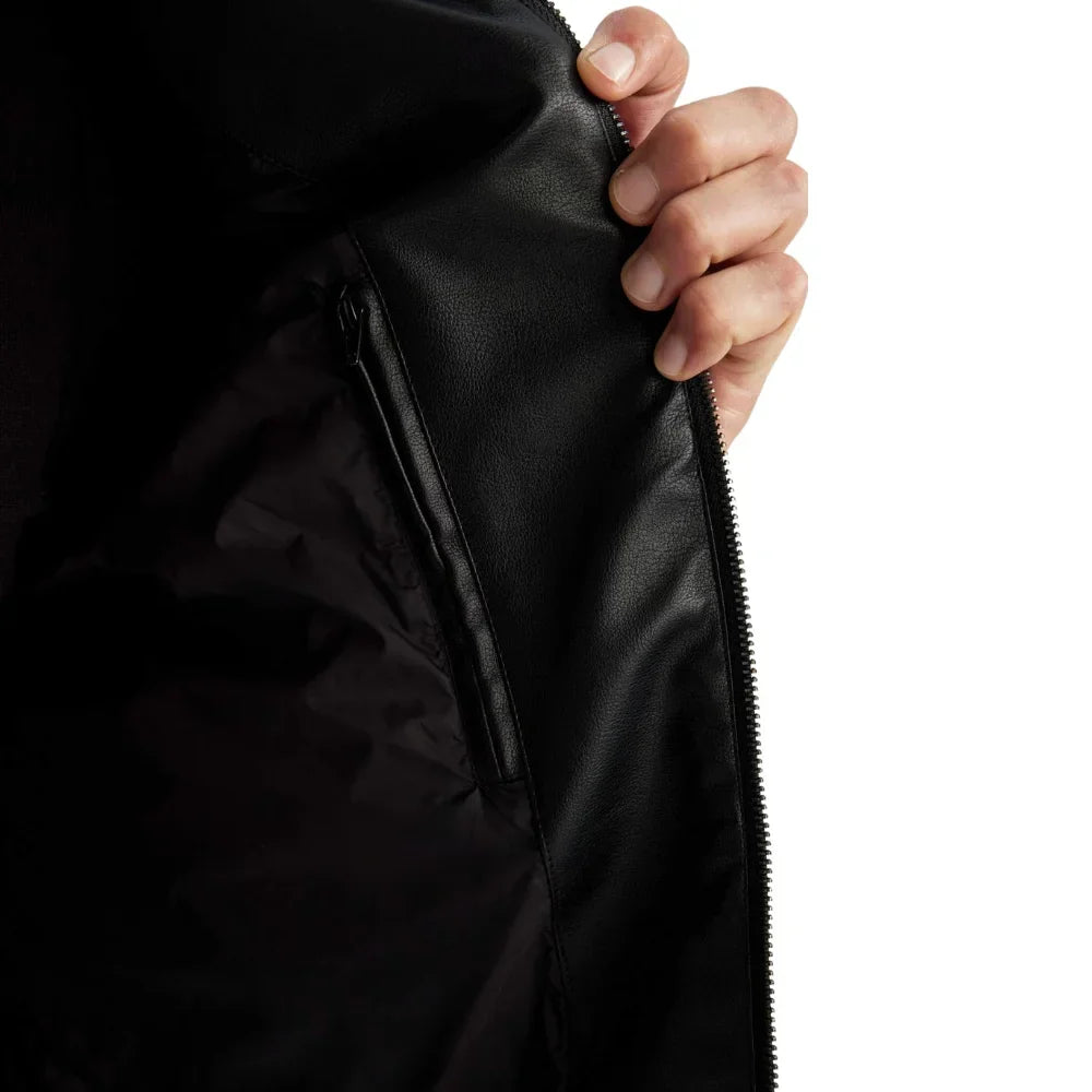 Four exterior pockets on men’s black quilted jacket
